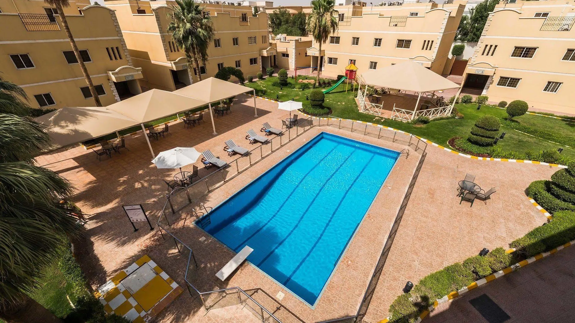 Boudl Al Malaz Aparthotel Riyadh 4*,  Saudi Arabia